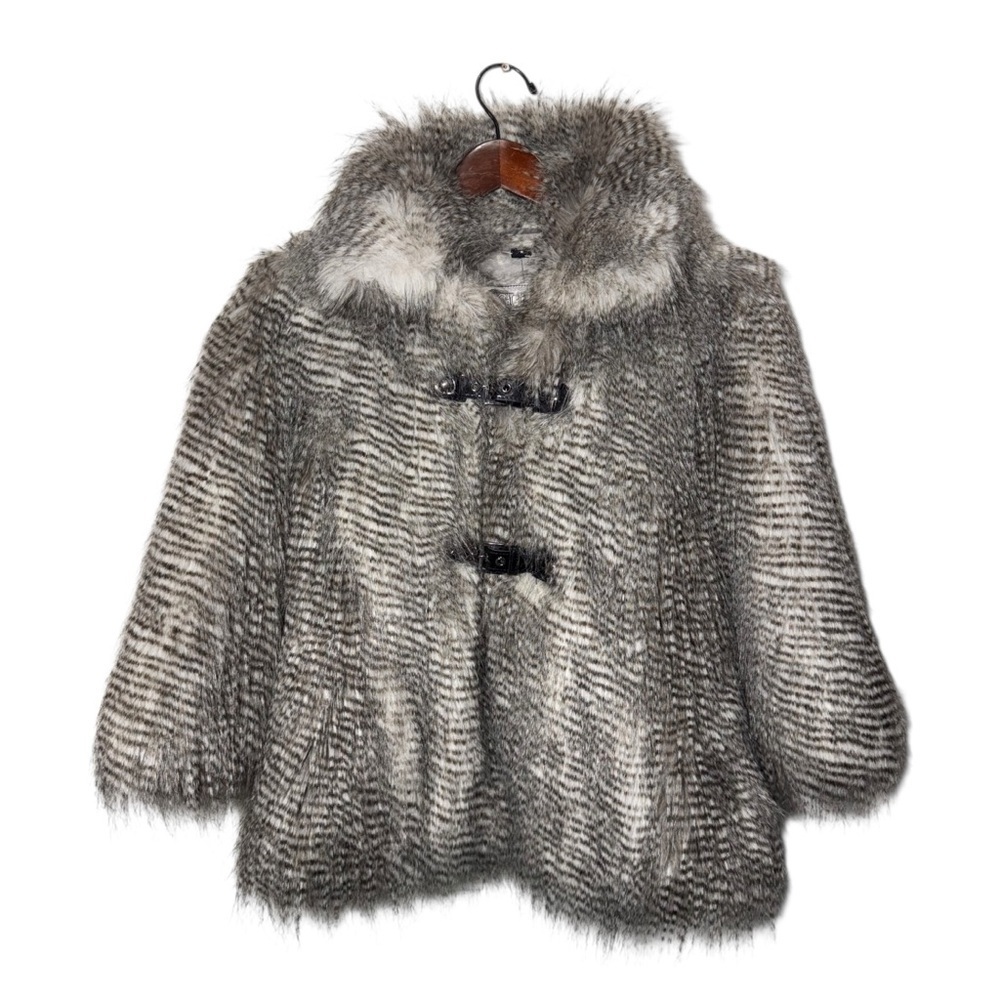 Guess Ladies Faux Fur 3/4 Sleeve Jacket Black & White Fur Size Medium - Picture 2 of 16